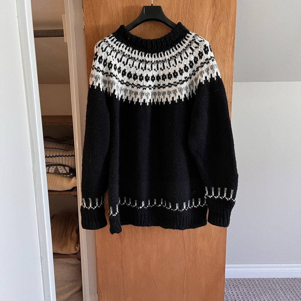 Vintage oversized handmade Icelandic sweater